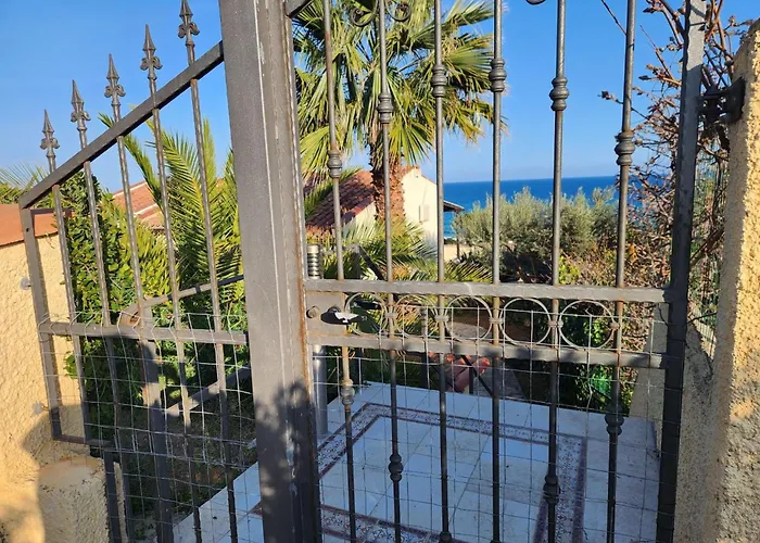 Nyaraló Casa Giusy Mit Terrasse Und Meerblick By Interhome *