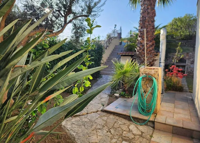 Casa Giusy Mit Terrasse Und Meerblick By Interhome Nyaraló