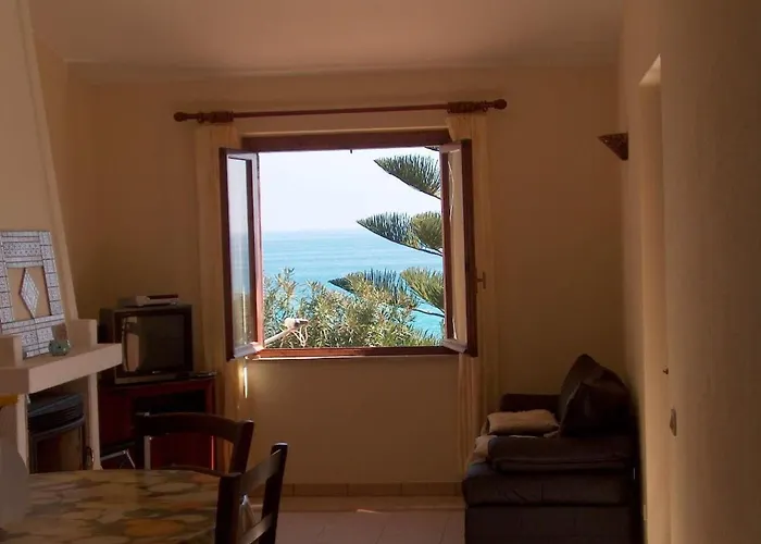 Casa Giusy Mit Terrasse Und Meerblick By Interhome Nyaraló